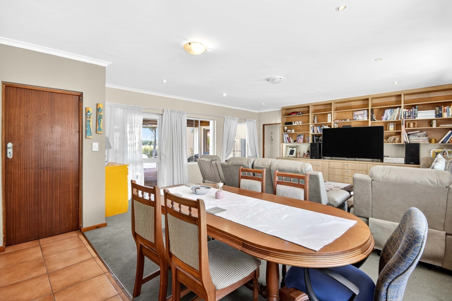 7 Bedroom Property for Sale in Tre Donne Estate Western Cape